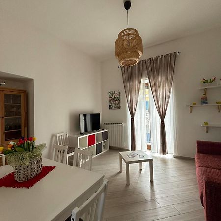 Luna'S Apartment Sant'Agnello Luaran gambar